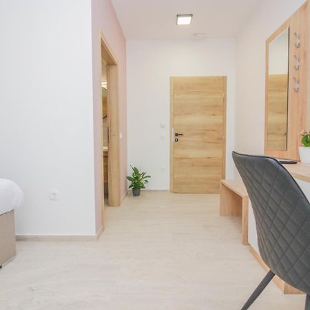 Donji Zemunik Rooms Zemunik מראה חיצוני תמונה