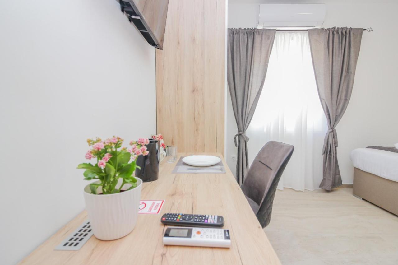 Donji Zemunik Rooms Zemunik מראה חיצוני תמונה